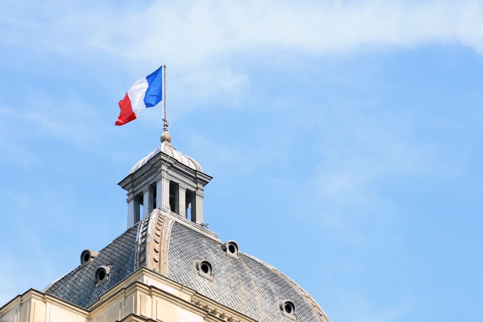 Administrative Procedures and Cultural Adaptation for Citizens of France in Korea