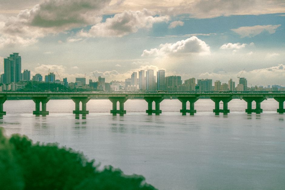 Seoul Expat Communities: Expectations Versus Reality