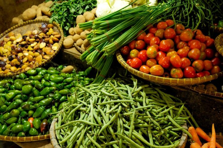 Korea Grocery Shopping Guide: Markets, Supermarkets and What to Buy