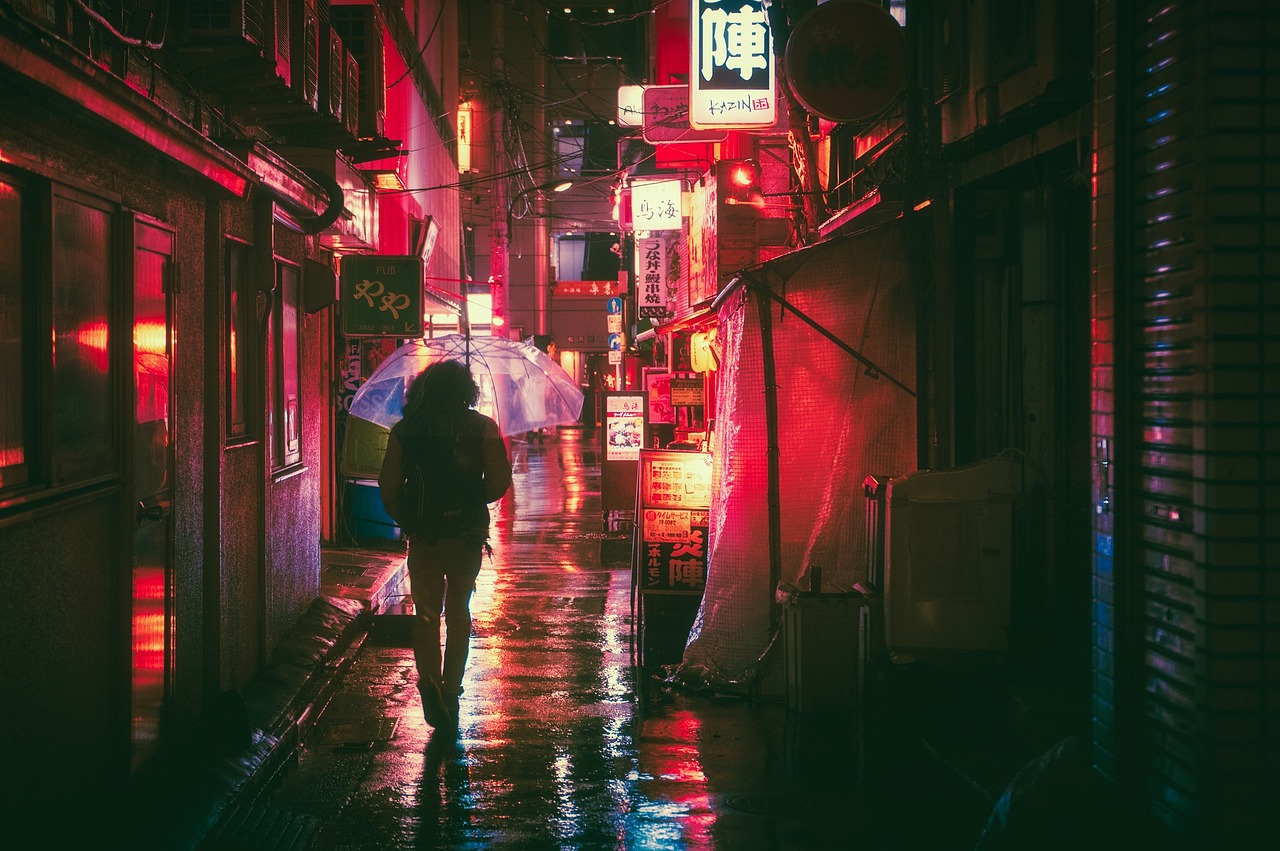 Hongdae Nightlife: A Local Guide to After-Dark Hotspots